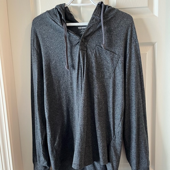 Old navy hoodie shirt - Picture 3 of 4